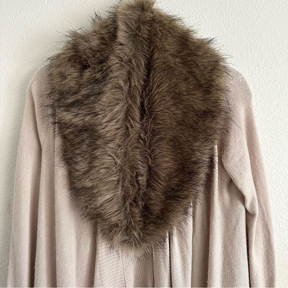 BCBGmaxazria Beige Knit Sweater with Pockets - Picture 5 of 16